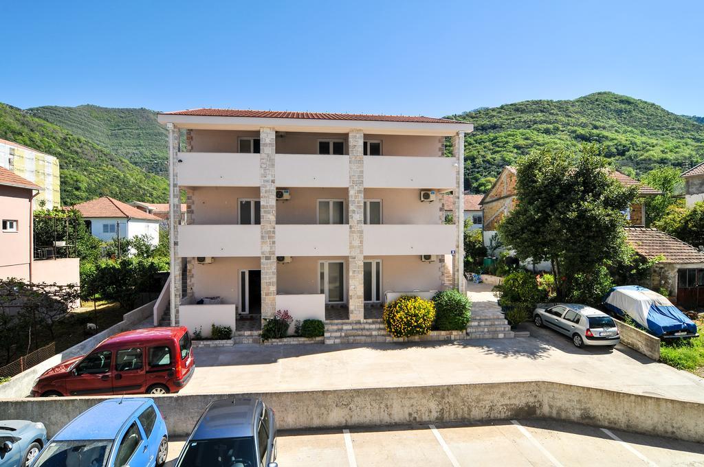 Apartments Samardzic Tivat Exterior foto