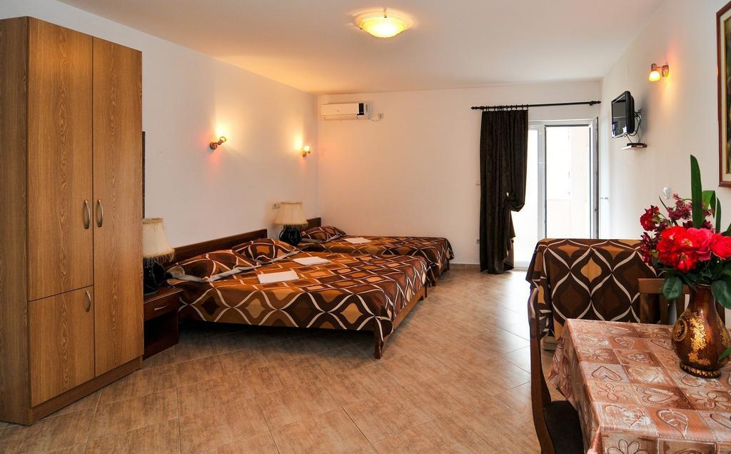 Apartments Samardzic Tivat Exterior foto